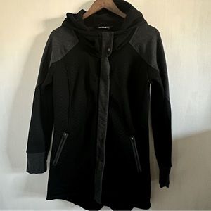 Women’s North Face Zip Hooded Sweater/Jacket
